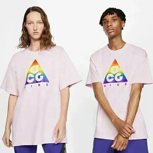 Nike ACG Be True BeTrue Rainbow Pink T-Shirt Size Medium Pride LGBTQ CZ0090-663